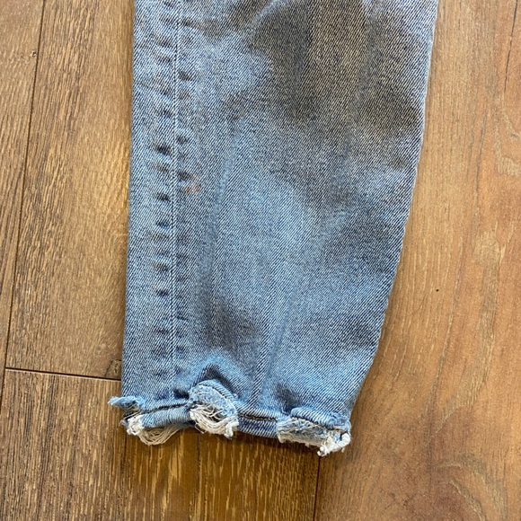 American Eagle Straight Mom Jeans - Picture 4 of 6